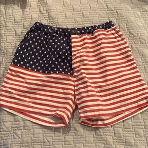 Women’s Chubbies flag shorts, size L